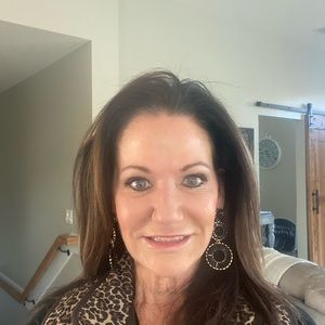 Meet your Posher, Carole